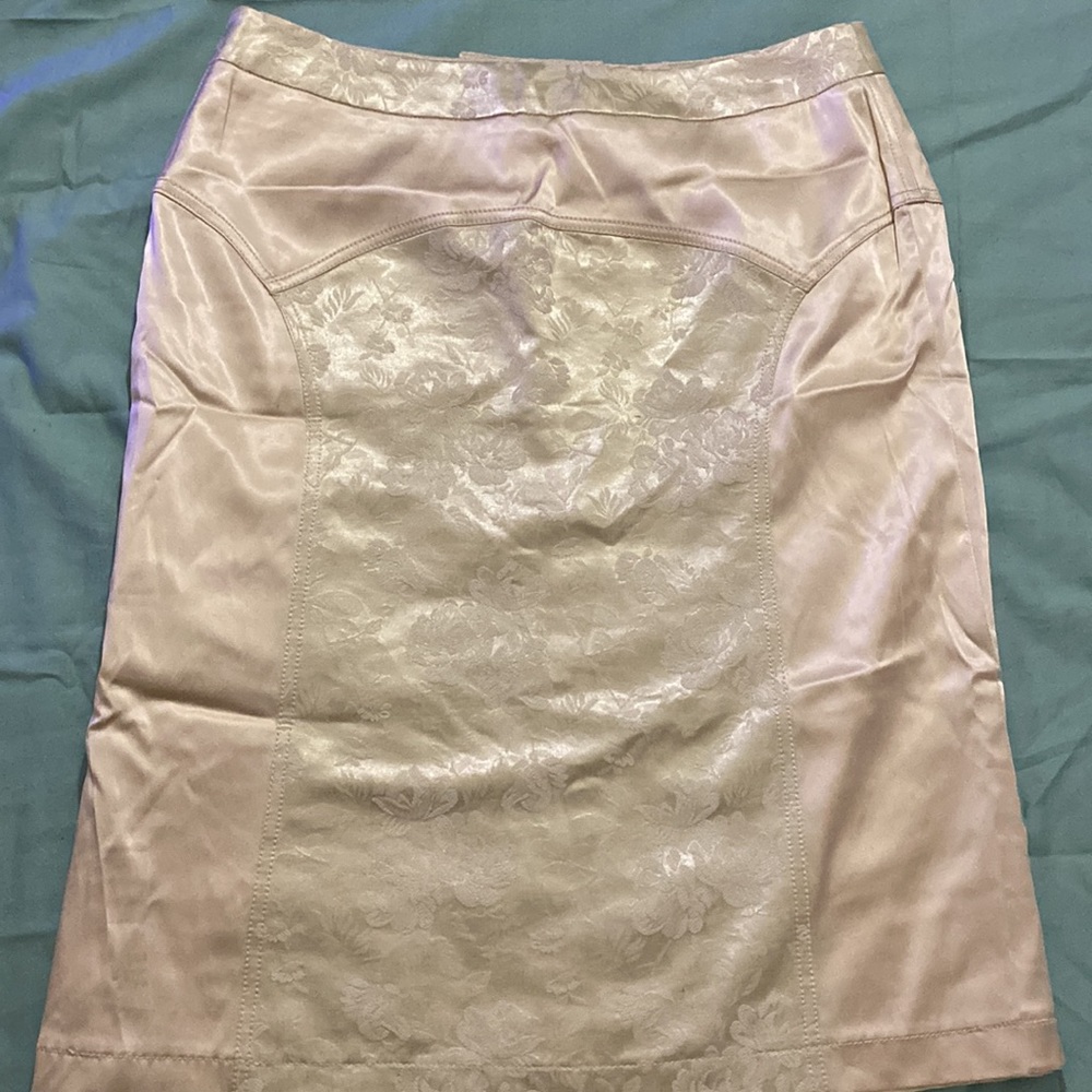 BattiBaleno Floral MIDI Skirt with missing hook at back